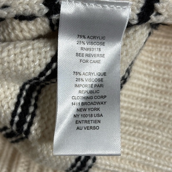 T Tahari Cream and Black Stripe Cropped Sweater, Small - Picture 11 of 13